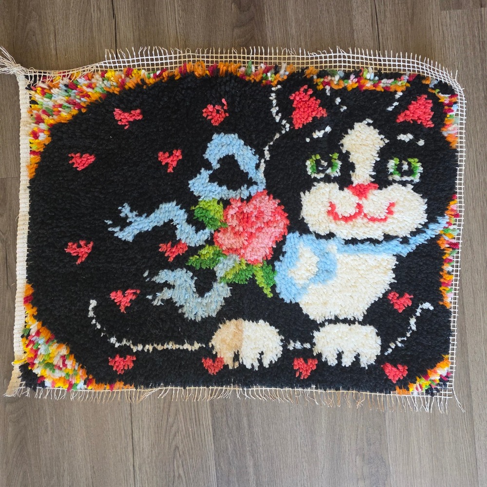 Vintage Latch Hook Rug Black Tuxedo Cat with Rose and Blue Bow & Hearts Raw Edge